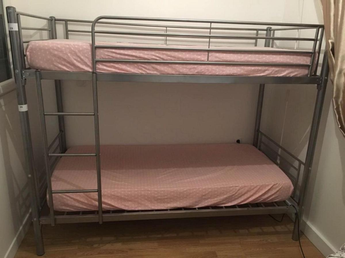 בוביני Lori Hostel מראה חיצוני תמונה